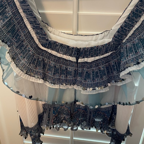 Anthropologie top size medium. - Picture 4 of 5